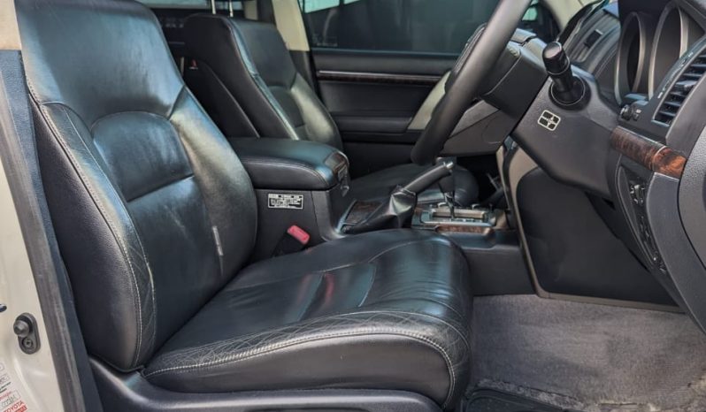 
								Toyota Land Cruiser ZX 2012 | Viatura Usada – Maputo full									