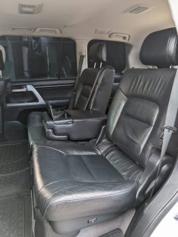 
										Toyota Land Cruiser ZX 2012 | Viatura Usada – Maputo full									