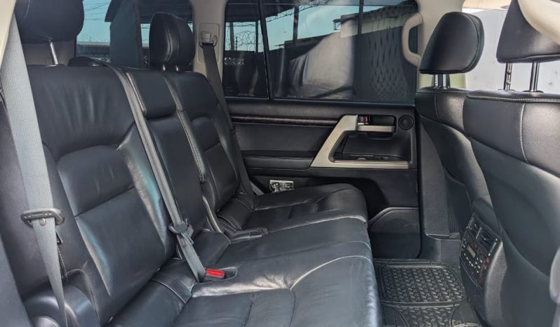 
								Toyota Land Cruiser ZX 2012 | Viatura Usada – Maputo full									