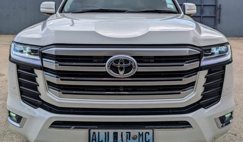 
								Toyota Land Cruiser ZX 2012 | Viatura Usada – Maputo full									
