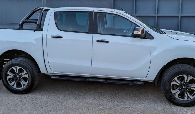 
								Mazda BT-50 2015 | Viatura Usada – Maputo full									